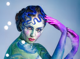 BLUE CURVED HAIR